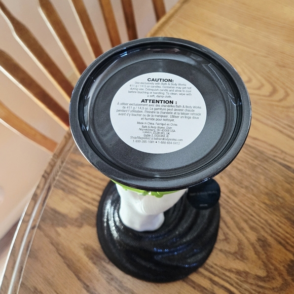 🛍BOGO 50% OFF🍎🕯NWT‼️BBW Evil Queen Poisonous Apple 3-wick Candle Holder - Picture 8 of 11